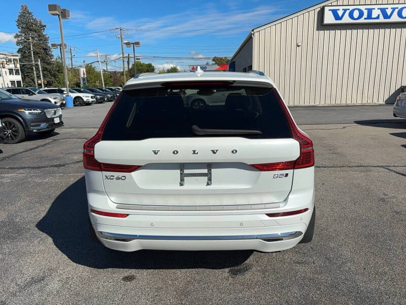 2023 Volvo XC60 B5 Ultimate Bright Theme