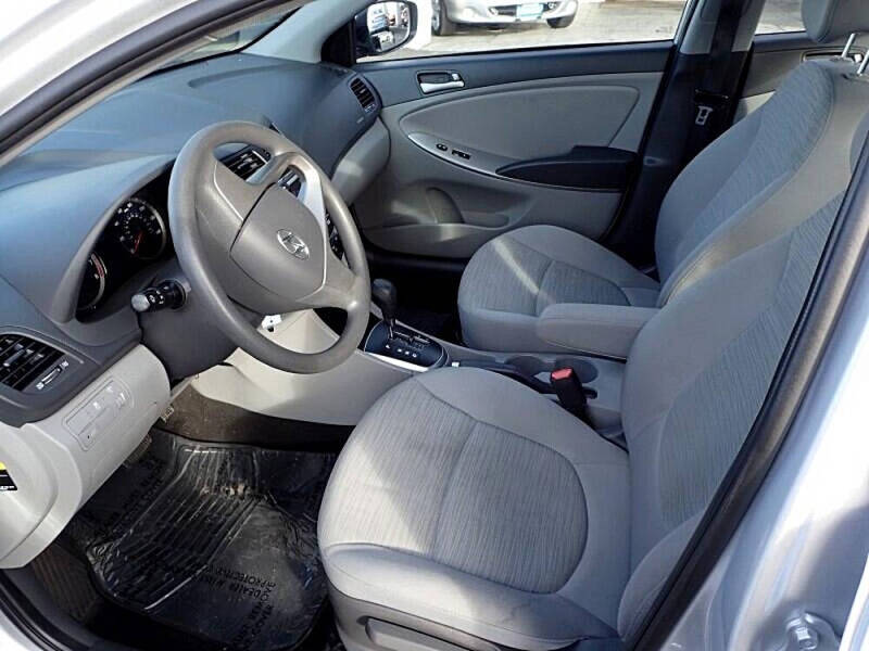 2016 Hyundai Accent SE