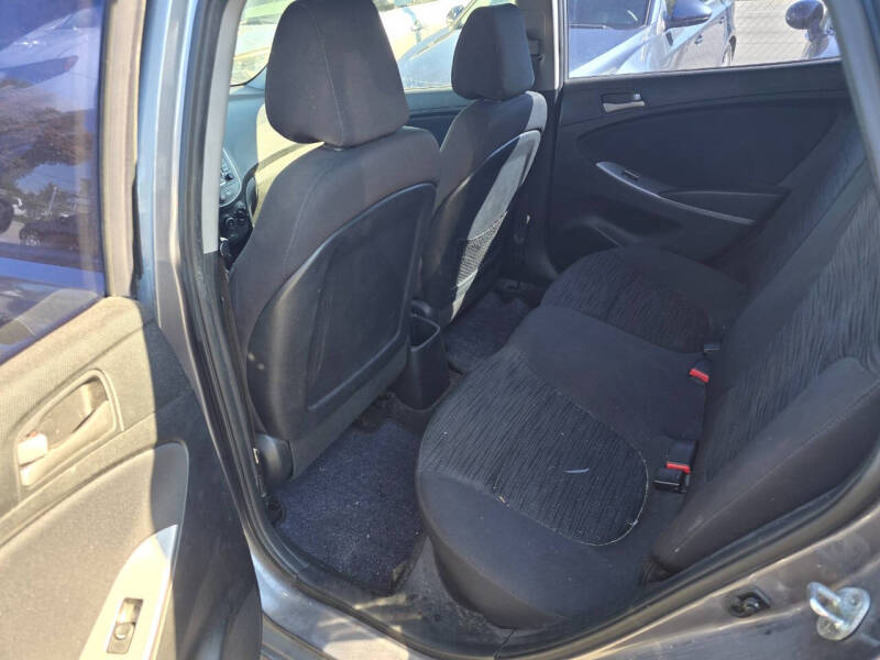 2015 Hyundai Accent GS