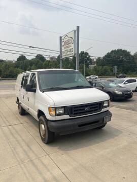 2003 Ford E-Series for sale at Wheels Motor Sales in Columbus OH