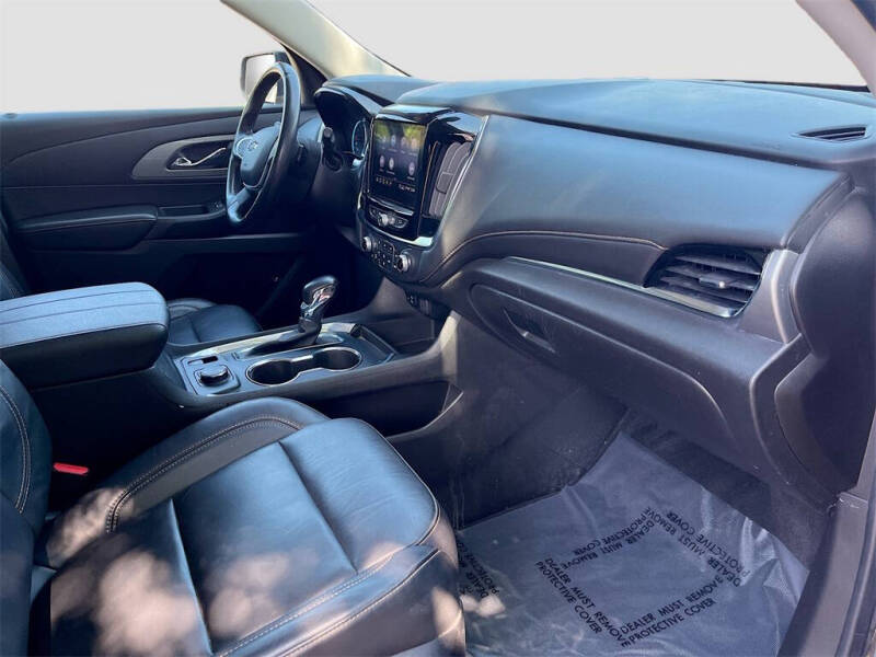 2021 Chevrolet Traverse RS