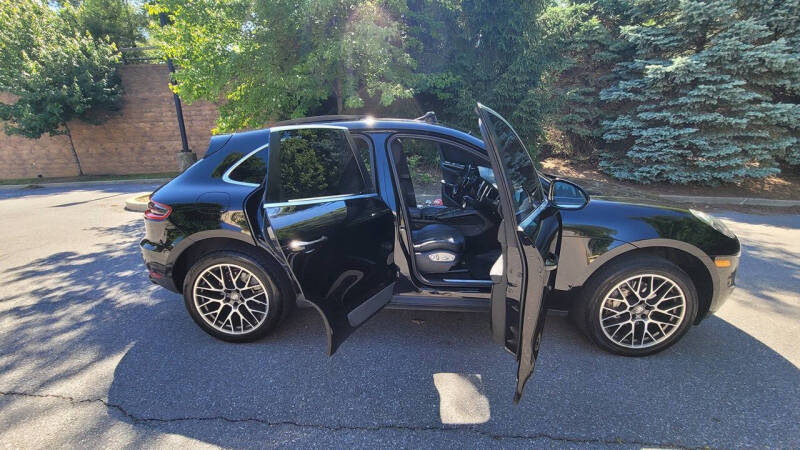 2015 Porsche Macan S