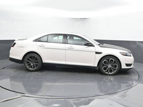 2017 Ford Taurus SHO
