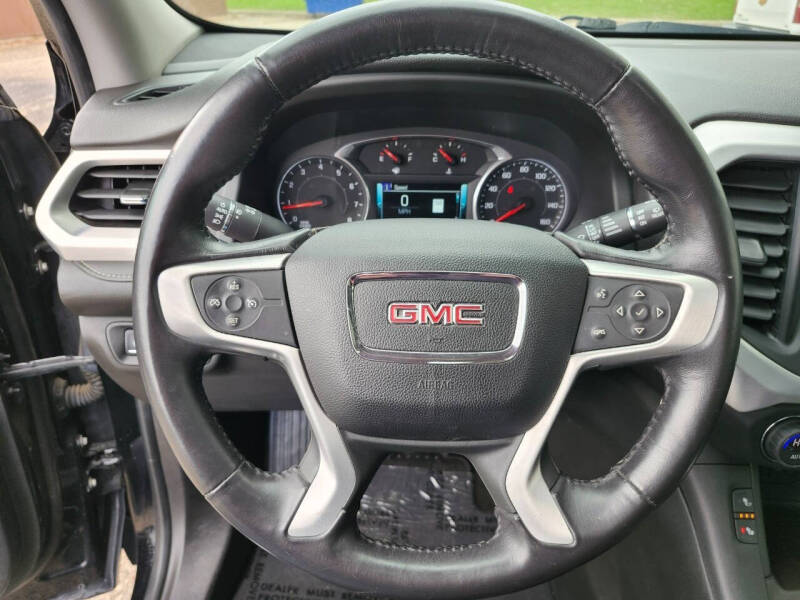 2017 GMC Acadia SLT-1
