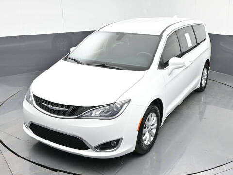 2018 Chrysler Pacifica Touring Plus