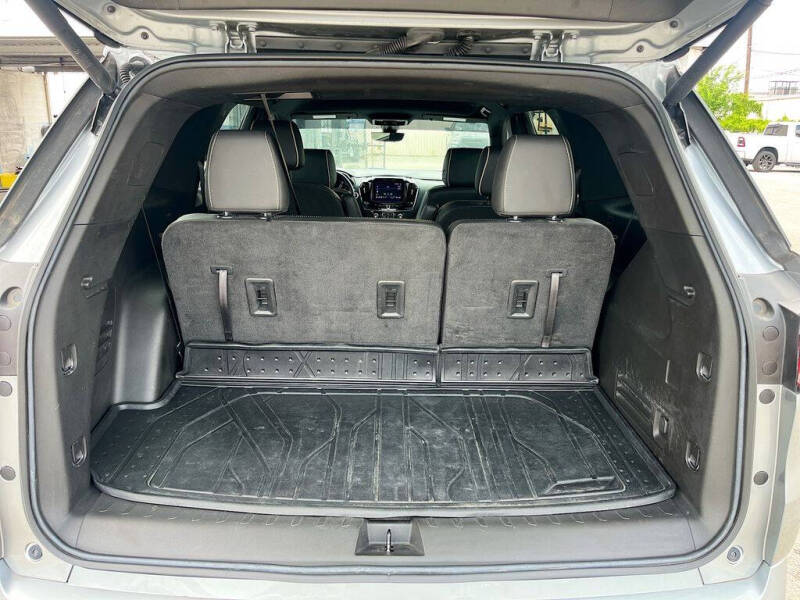 2023 Chevrolet Traverse Premier