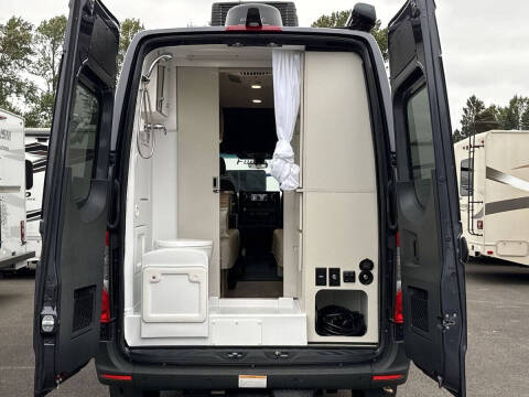 2025 Mercedes-Benz Sprinter