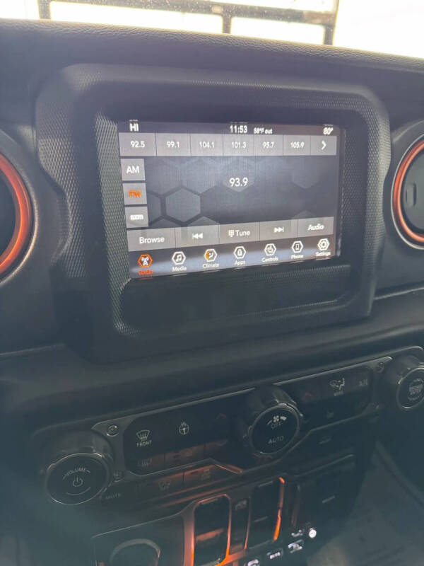 2021 Jeep Gladiator Mojave