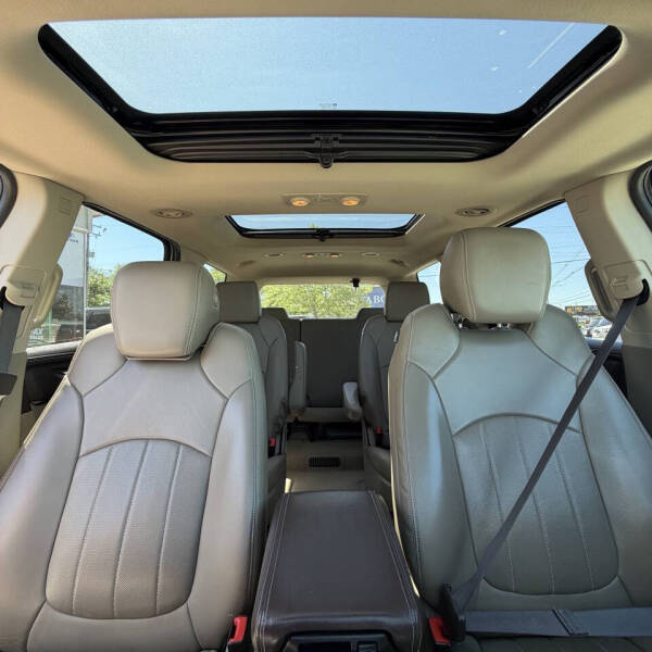 2016 GMC Acadia Denali