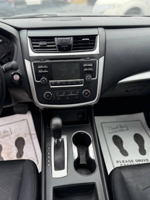 2016 Nissan Altima 2.5 SR