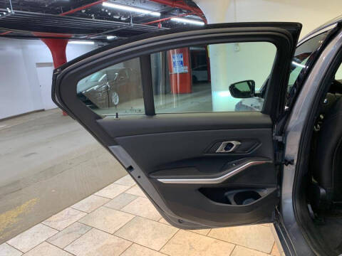 2024 BMW 3 Series 330i xDrive