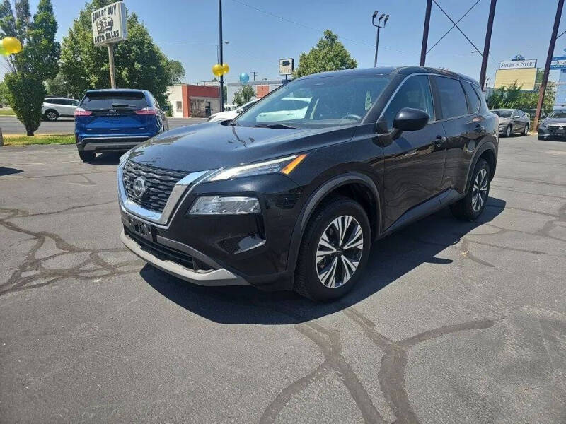 2023 Nissan Rogue SV's photo