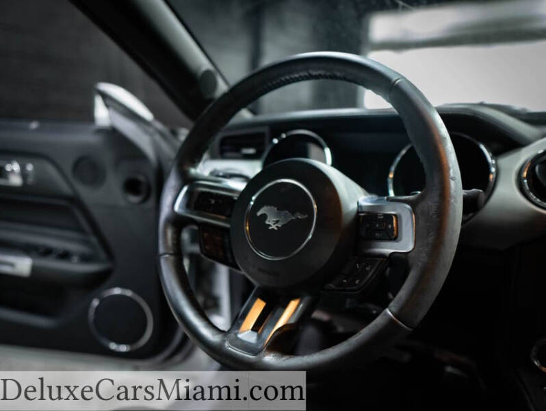 2017 Ford Mustang EcoBoost Premium