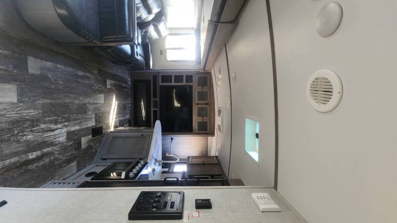 2019 Keystone Outback 324CG