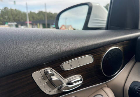 2019 Mercedes-Benz GLC GLC 300