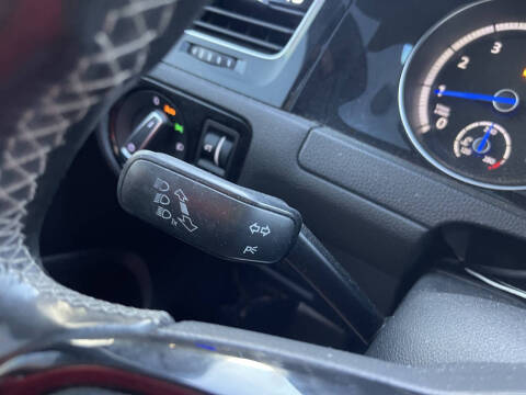 2016 Volkswagen Golf R 4Motion