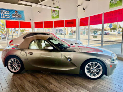 2005 BMW Z4 2.5i