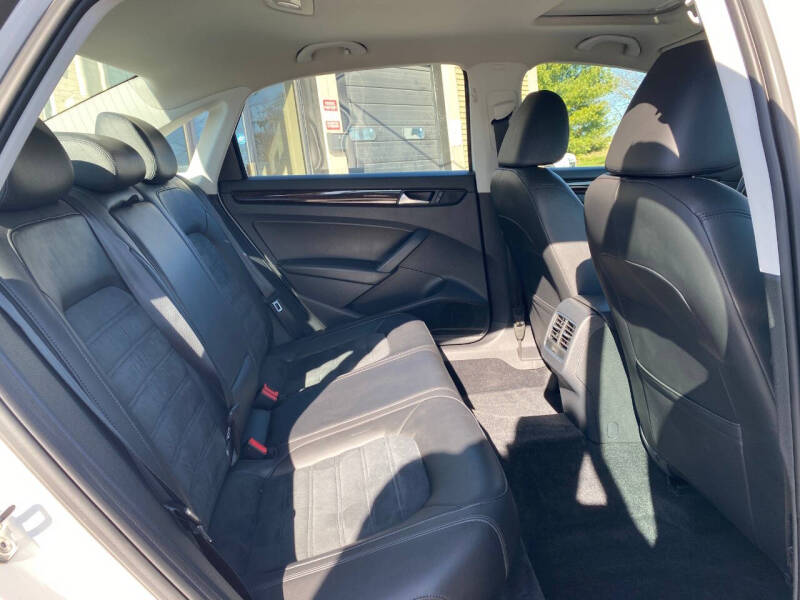 2014 Volkswagen Passat 2.0L TDI SEL Premium