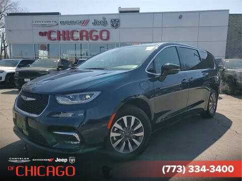 2025 Chrysler Pacifica Plug-In Hybrid for sale at Chrysler Dodge Jeep RAM of Chicago in Chicago IL