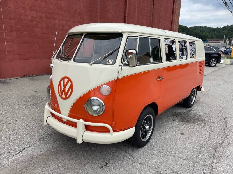1966 Volkswagen Bus for sale at ELIZABETH AUTO SALES in Elizabeth PA