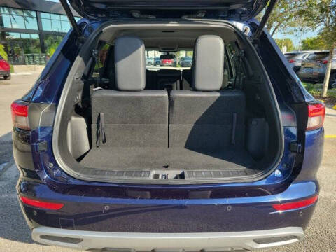 2024 Mitsubishi Outlander SE