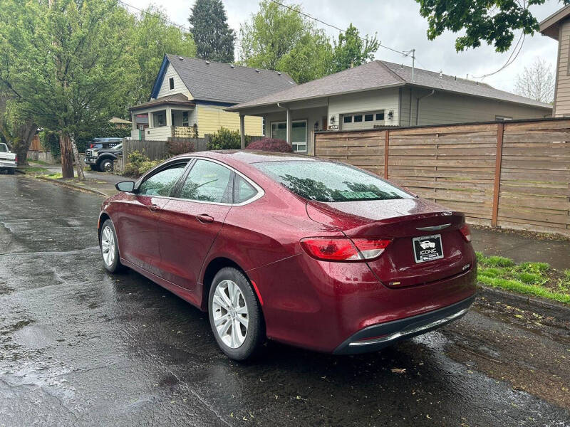 2015 Chrysler 200 Limited