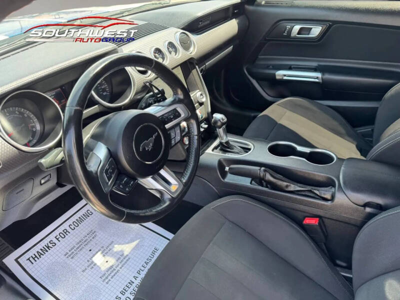 2020 Ford Mustang