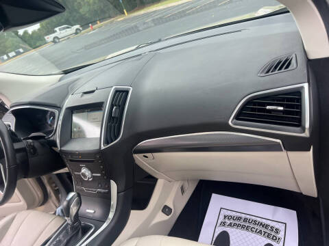 2017 Ford Edge Titanium