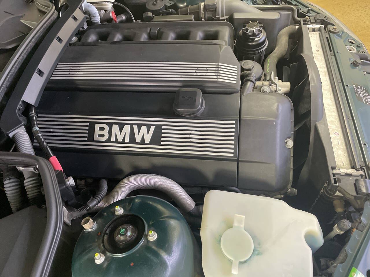 1999 BMW Z3 33