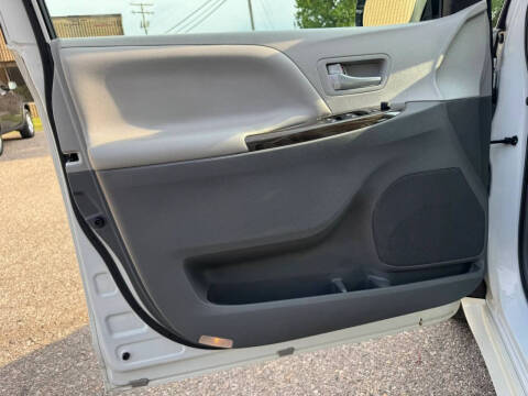 2017 Toyota Sienna