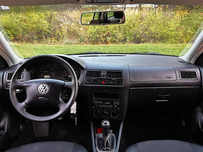 2002 Volkswagen Jetta GLS photo 13