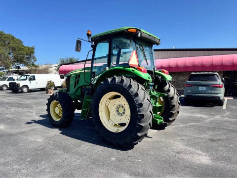2015 John Deere 6115d