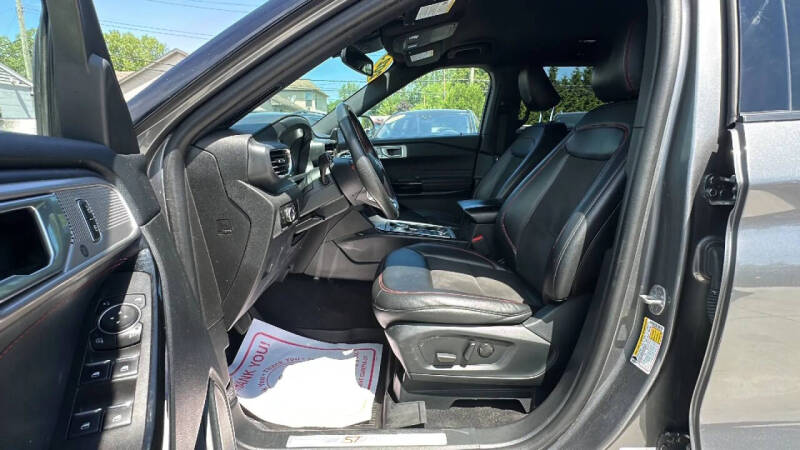 2023 Ford Explorer ST-Line