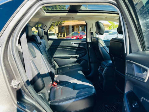 2019 Ford Edge Titanium