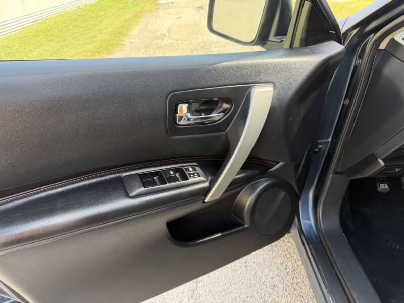2012 Nissan Rogue SV