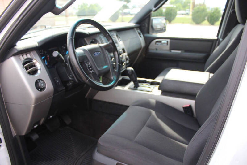 2017 Ford Expedition EL XLT