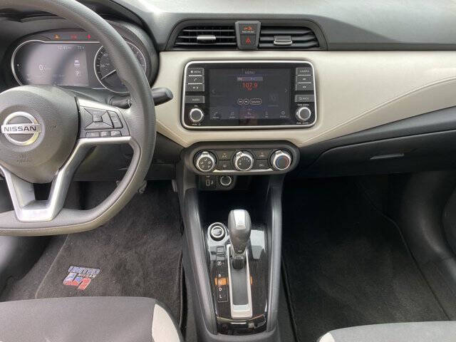 2021 Nissan Versa SV