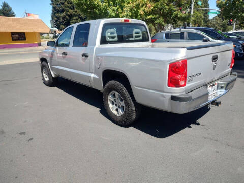 2006 Dodge Dakota SLT