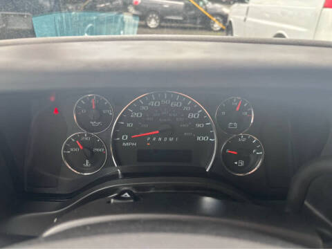 2025 Chevrolet Express 2500