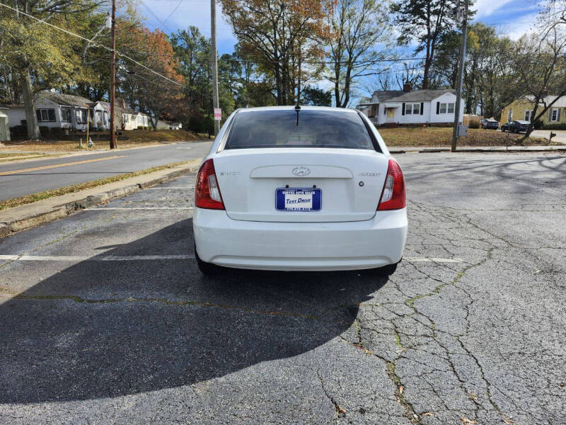 2011 Hyundai Accent GLS