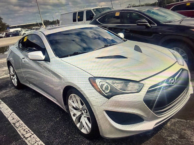 2013 Hyundai Genesis Coupe 2.0T Premium
