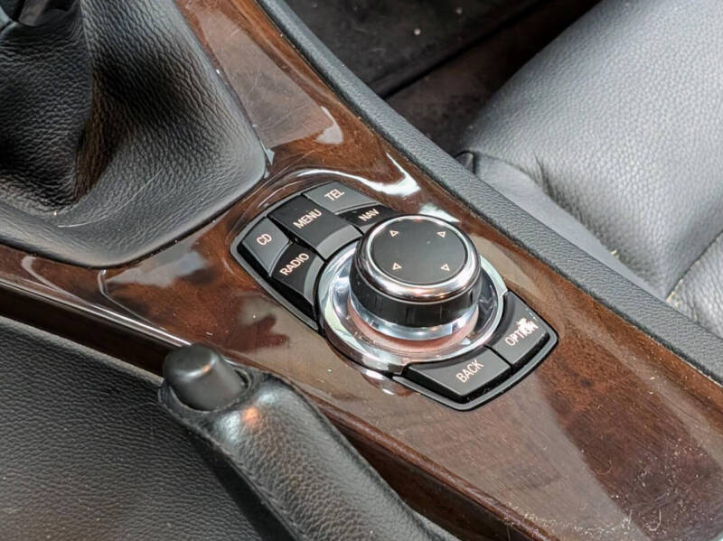 2012 BMW 3 Series 328i