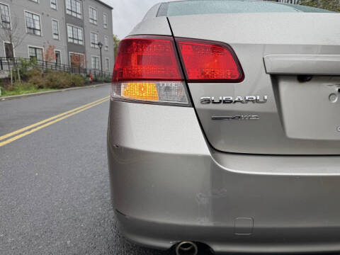 2014 Subaru Legacy 2.5i Premium