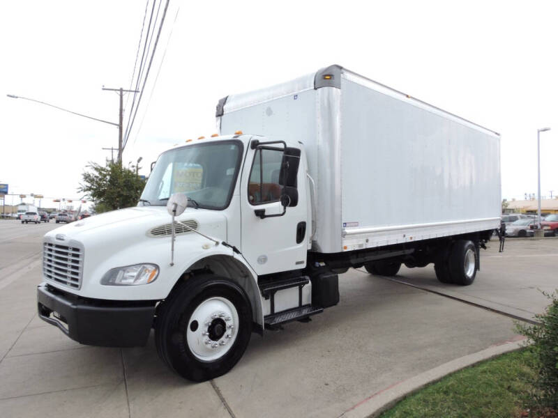 2012 Freightliner M2 106