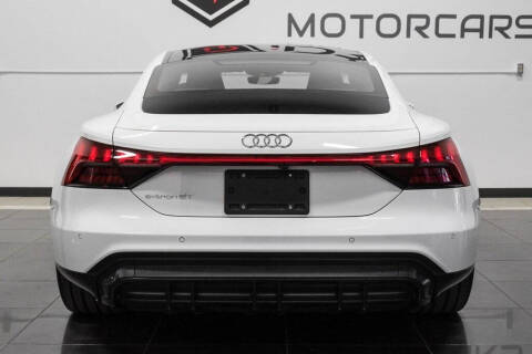 2022 Audi e-tron GT quattro Premium Plus