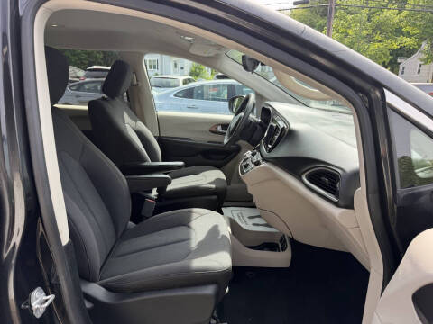 2017 Chrysler Pacifica Touring