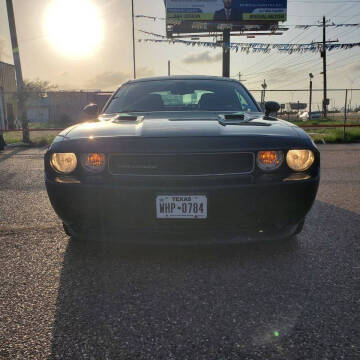 2013 Dodge Challenger SXT