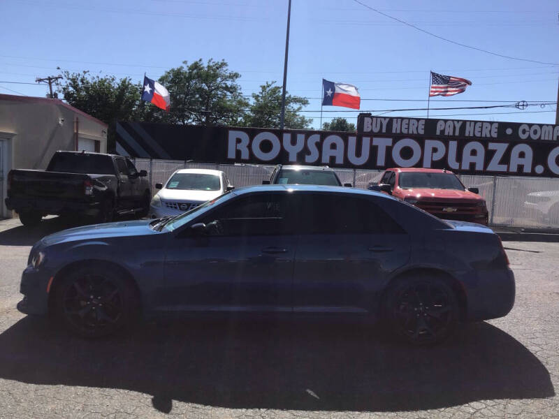 2021 Chrysler 300 Touring