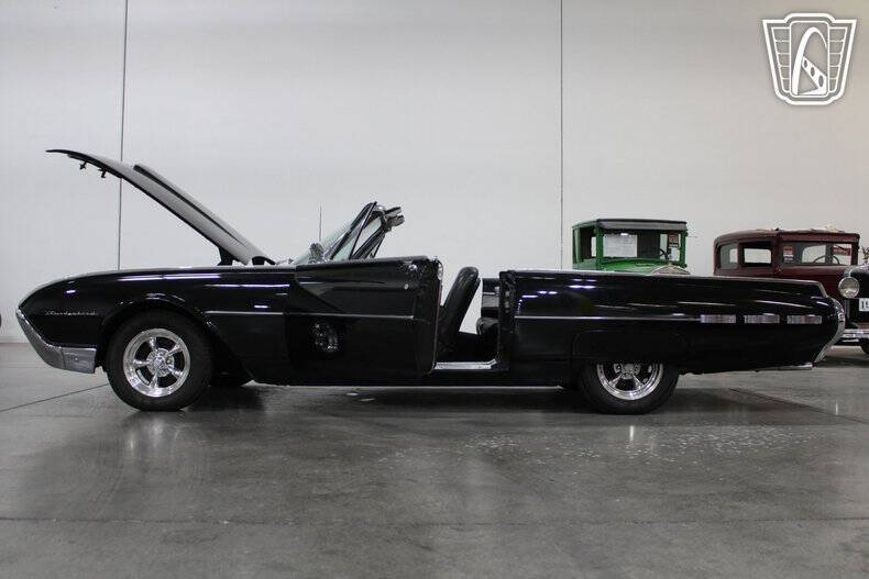 1962 Ford Thunderbird