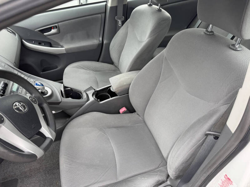 2010 Toyota Prius II
